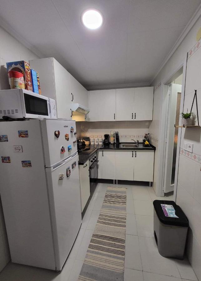 Апартаменти Apartament Alexandro'S Торрев'єха Екстер'єр фото
